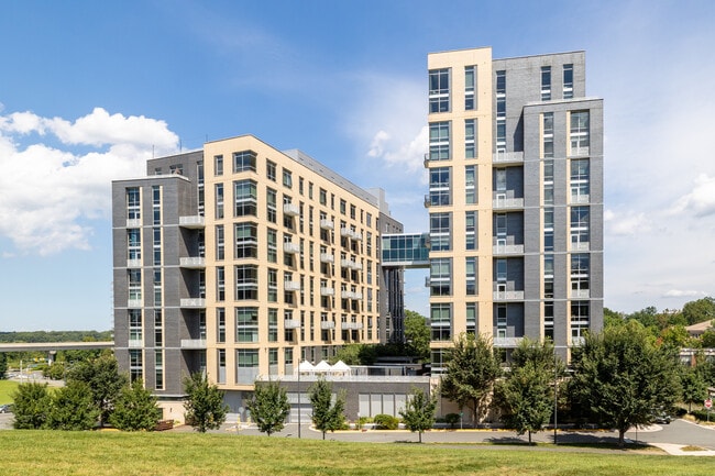 Kingston at McLean Crossing