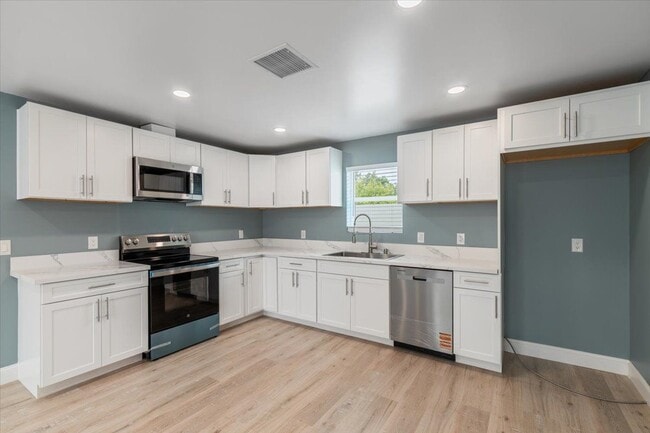 property at 13029 Herrick Ave