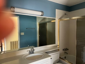 302 Navajo Dr in Victoria, TX - Building Photo - Building Photo