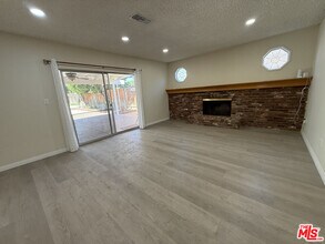 20033 Ingomar St in Los Angeles, CA - Building Photo - Building Photo