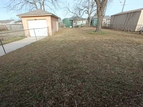 761 E Rose Dr in Midwest City, OK - Building Photo - Building Photo