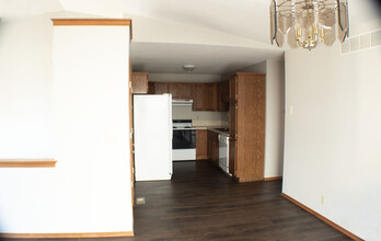 10319 W Delano Ave in Wichita, KS - Building Photo - Building Photo