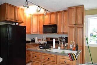 3417 Blue Ridge Dr in Bethlehem, PA - Building Photo - Building Photo