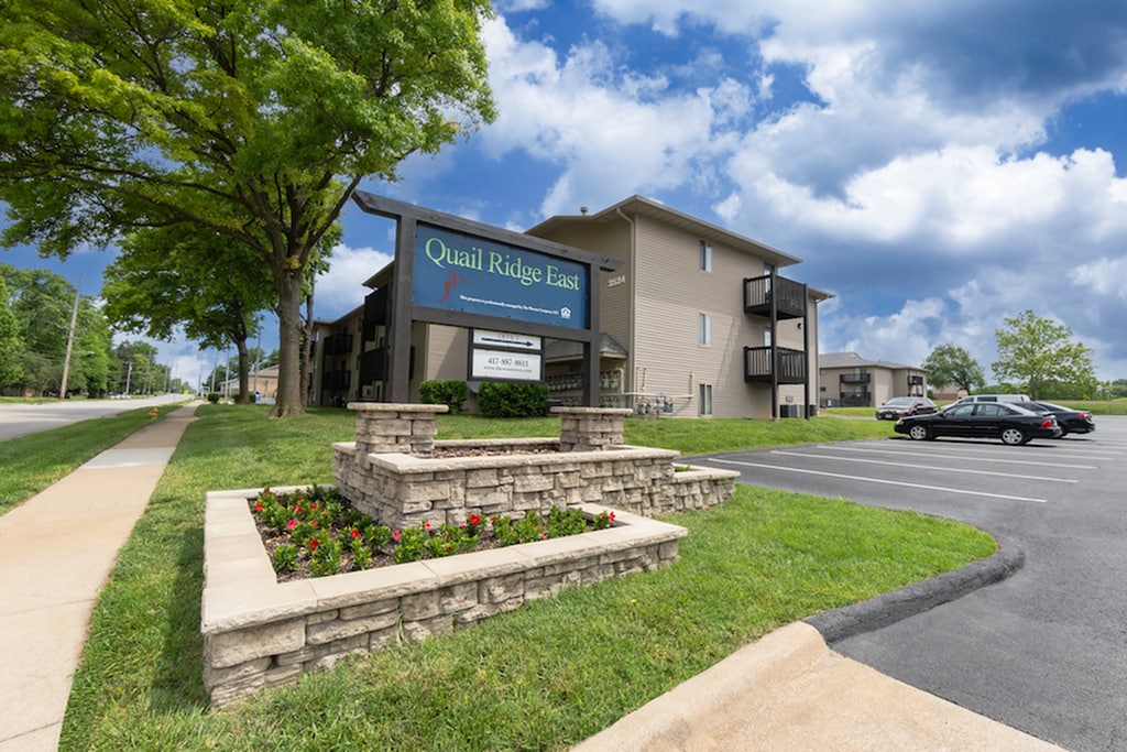 Quail Ridge East Apartments in Springfield, MO - Building Photo