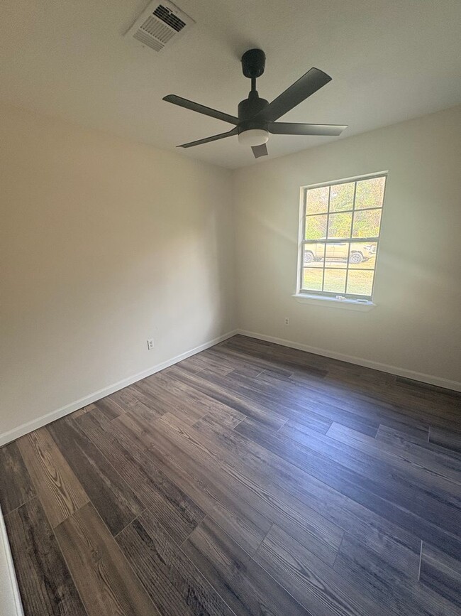 403 Combel St in Waveland, MS - Building Photo - Building Photo