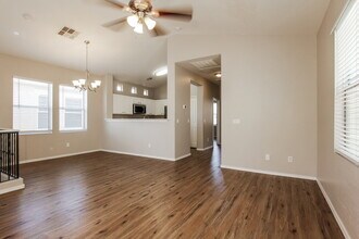 158 W Tremaine Ct in Gilbert, AZ - Foto de edificio - Building Photo