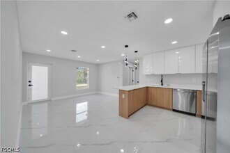 3313 44th St W in Lehigh Acres, FL - Building Photo - Building Photo