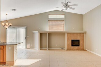 1125 E Azure Ave in North Las Vegas, NV - Building Photo - Building Photo