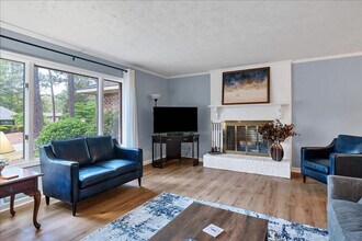 150 Surry Cir N in Pinehurst, NC - Building Photo - Building Photo