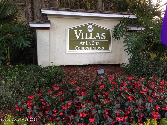3545 Sable Palm Ln in Titusville, FL - Building Photo - Building Photo