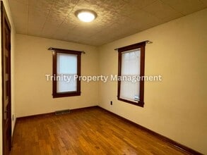 310 Spring Ave in Clarksburg, WV - Building Photo - Building Photo