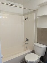 3118 E MARIETTA AVE APT 2 in Spokane, WA - Foto de edificio - Building Photo