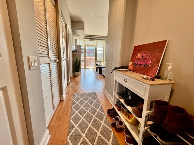 1001 W Madison St, Unit 504 in Chicago, IL - Building Photo - Building Photo