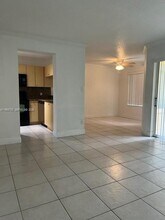 908 Coral Club Dr in Coral Springs, FL - Building Photo - Building Photo