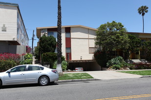 841 Lincoln Blvd Apartments