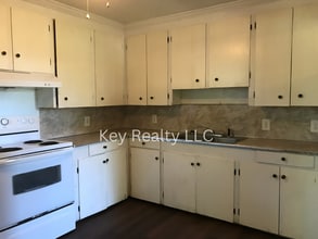 210 Ball St in Pineville, LA - Building Photo - Building Photo