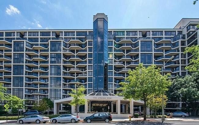 property at 1530 Key Blvd