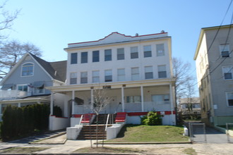 Parkcrest Apartments in Asbury Park, NJ - Building Photo - Building Photo