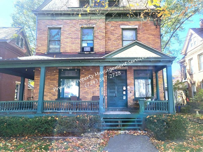 property at 345 Iroquois Pl