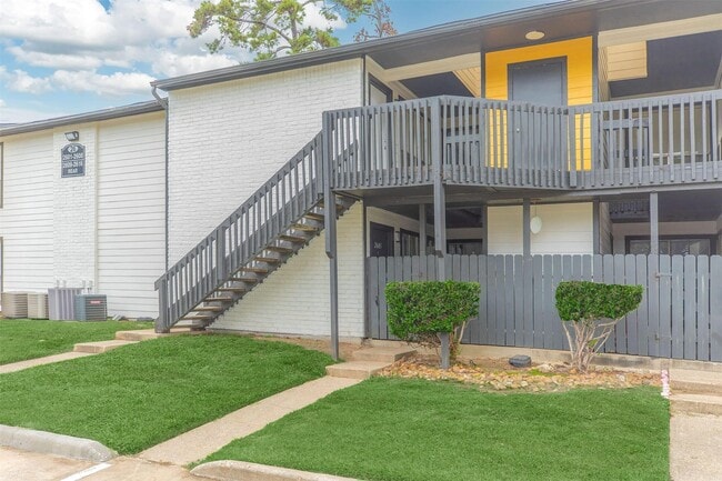 property at 21717 Inverness Forest Blvd