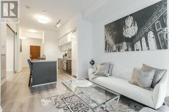 8 Mercer St in Toronto, ON - Building Photo - Building Photo