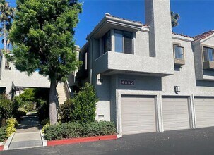 4852 Tiara Dr in Huntington Beach, CA - Building Photo - Building Photo