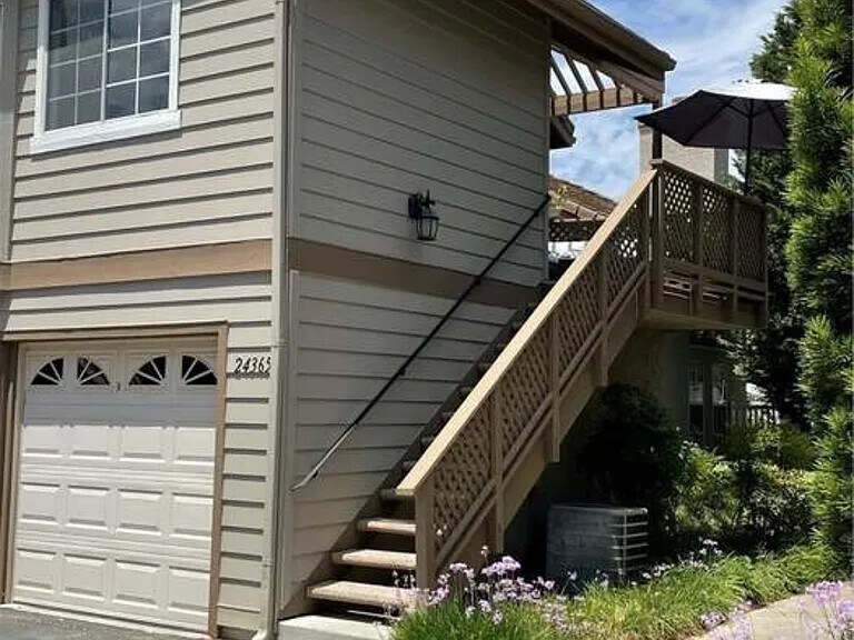 24365 Landover Rd, Unit 24365 in Laguna Hills, CA - Building Photo