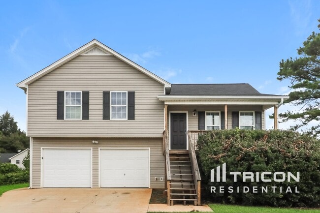 property at 89 Pin Oak Ct