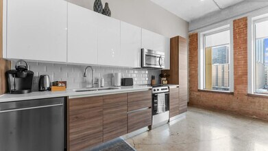 500 S Ervay St in Dallas, TX - Building Photo - Building Photo