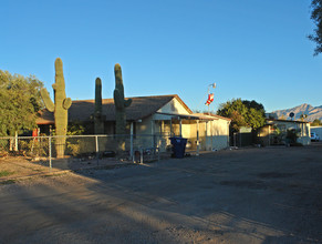 5761 E 24th St in Tucson, AZ - Building Photo - Building Photo