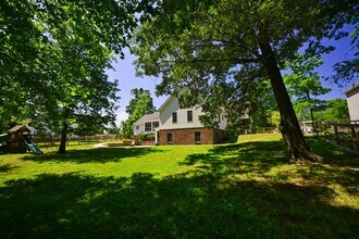 237 Riverbend Rd in Jacksonville, NC - Building Photo - Building Photo