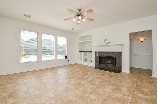 5615 Bent Arbor Ln in Katy, TX - Building Photo - Building Photo