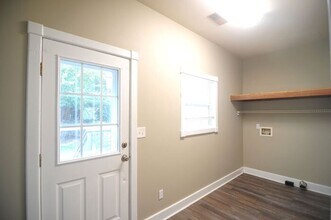 202 Beirne Ave NW in Huntsville, AL - Foto de edificio - Building Photo