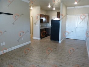 2404 E 14th St in Clovis, NM - Building Photo - Building Photo