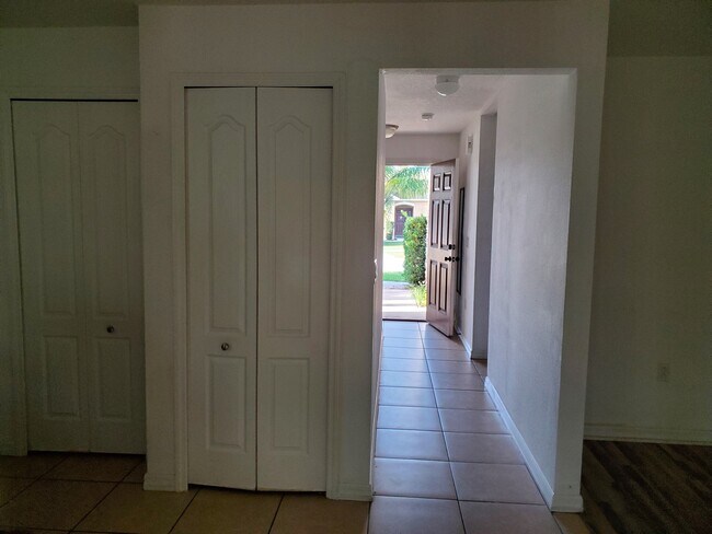 1836 Eagle Pines Circle in Eagle Lake, FL - Building Photo - Building Photo