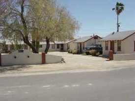 6571 Cholla Ave in Twentynine Palms, CA - Building Photo