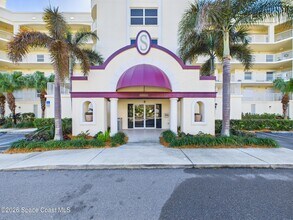 8951 Lake Dr in Cape Canaveral, FL - Building Photo - Building Photo