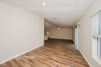 807 SW California Blvd in Port St. Lucie, FL - Foto de edificio - Building Photo