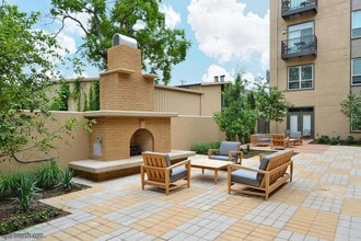 1800 Broadway in San Antonio, TX - Building Photo - Building Photo