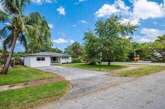 1620 SW 33rd Ave in Fort Lauderdale, FL - Building Photo - Building Photo
