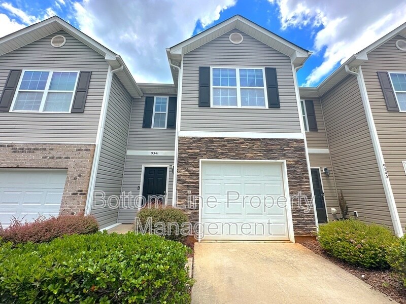 9341 Hamel St in Charlotte, NC - Building Photo