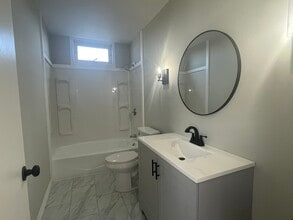 48 Woodlawn St in New Bedford, MA - Building Photo - Building Photo