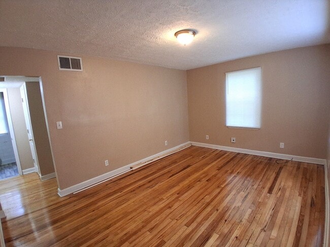 2518 Greenfield Ln in Knoxville, TN - Building Photo - Building Photo