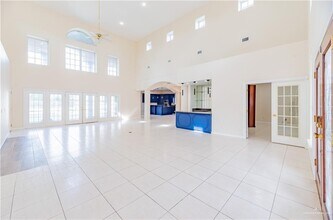 1305 Fullerton Ave in McAllen, TX - Building Photo - Building Photo