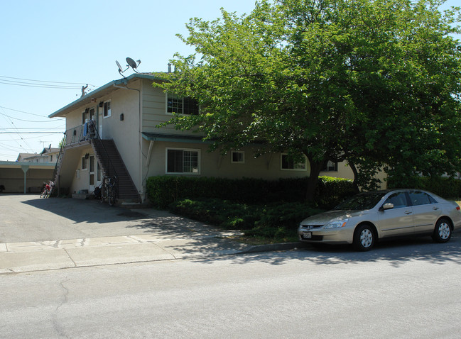 1674 Ontario Dr in Sunnyvale, CA - Building Photo - Building Photo