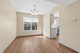 1317 Spalding Dr in Mundelein, IL - Building Photo - Building Photo