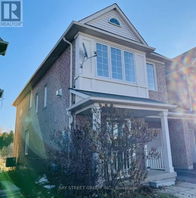 253 Weldon Rd in Whitchurch-Stouffville, ON - Building Photo - Building Photo