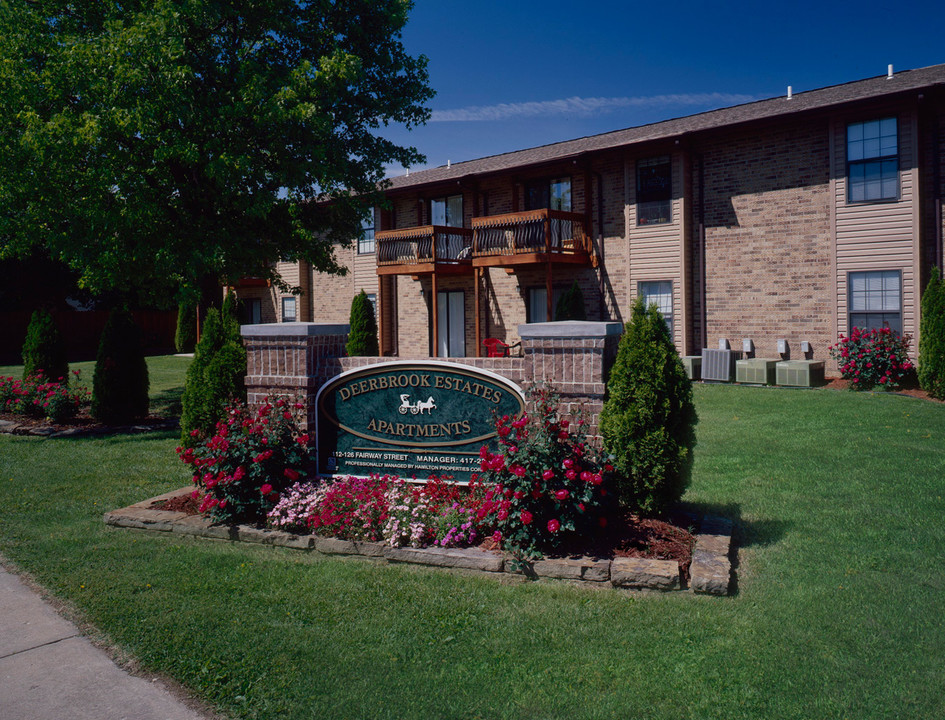 Deerbrook Estates in Monett, MO - Building Photo