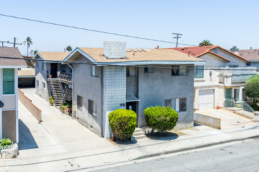 4317 W 120th St in Hawthorne, CA - Building Photo