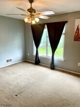 302 Mercer Ct in Hackettstown, NJ - Building Photo - Building Photo